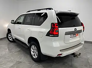 Used 2022 Toyota Land Cruiser Active White - Interior and Exterior details 5