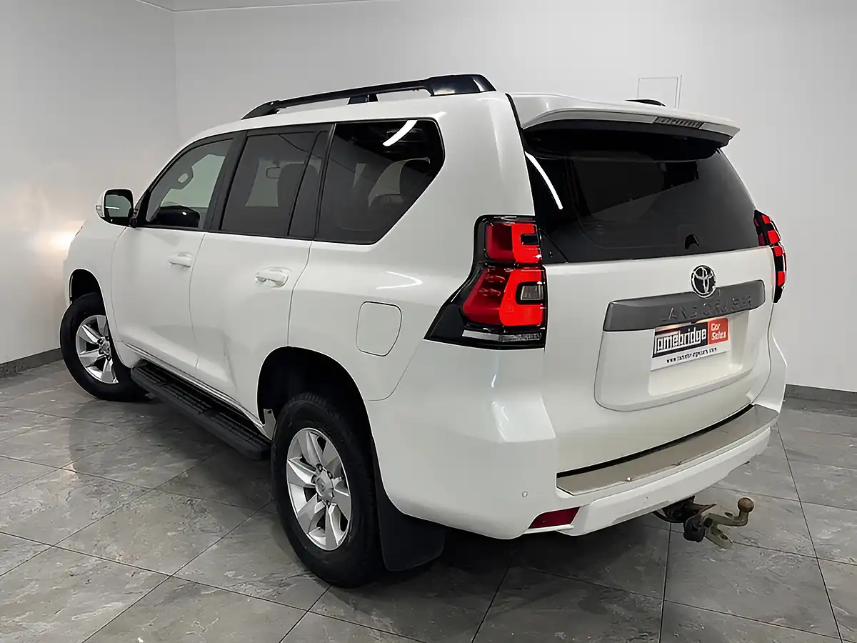 Used 2022 Toyota Land Cruiser Active White - Interior and Exterior details 5