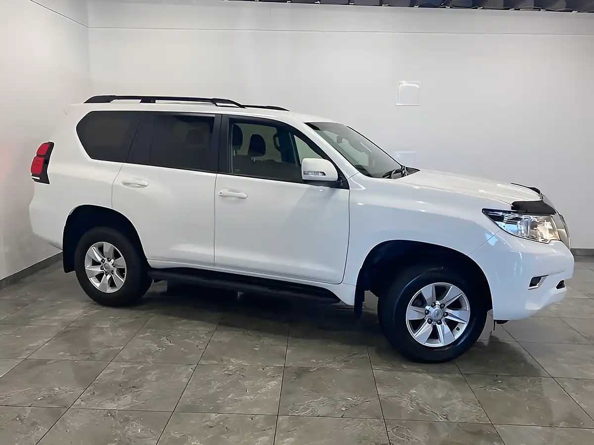 Used 2022 Toyota Land Cruiser Active White - Interior and Exterior details 2