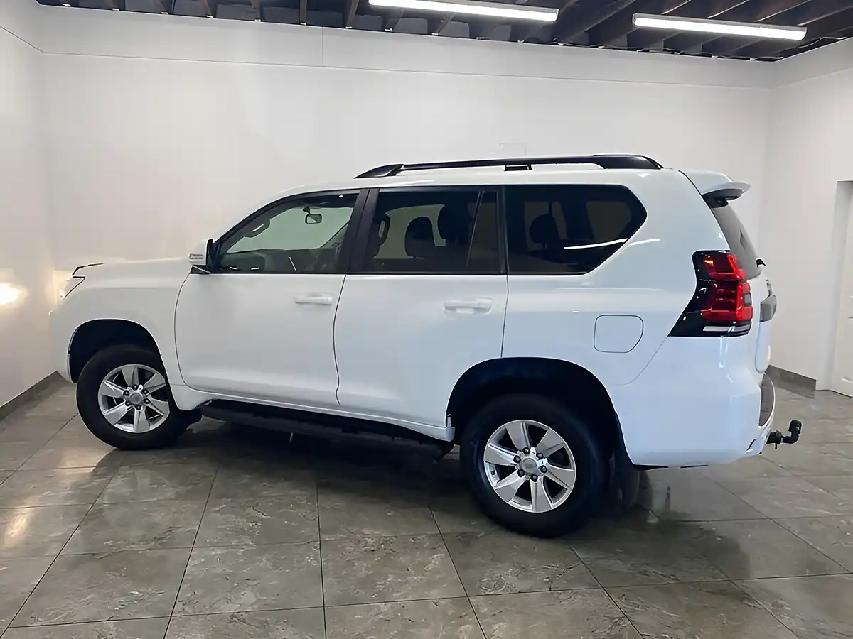 Used 2022 Toyota Land Cruiser Active White - Interior and Exterior details 6