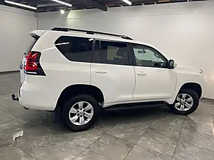 Used 2022 Toyota Land Cruiser Active White - Interior and Exterior details 8