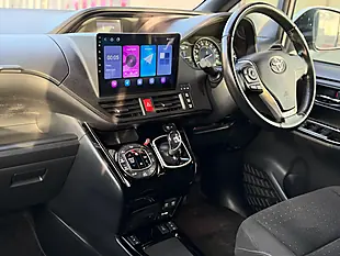Used 2022 Toyota Noah White - Interior and Exterior details 3