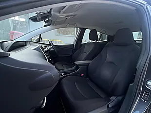 Used 2022 Toyota Prius Active Grey - Interior and Exterior details 14
