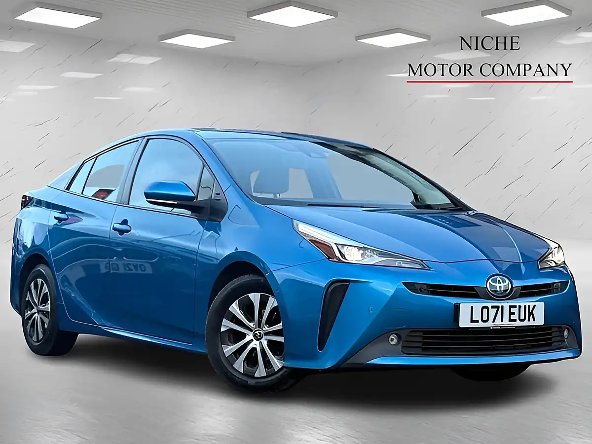 Used 2022 Toyota Prius Business Edition Plus Blue - Front View