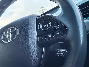 Used 2022 Toyota Prius Business Edition Plus Blue - Interior and Exterior details 15