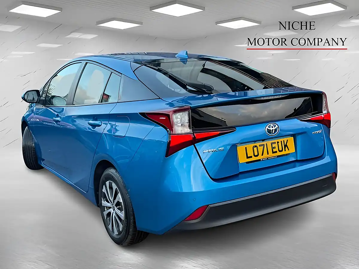 Used 2022 Toyota Prius Business Edition Plus Blue - Interior and Exterior details 18
