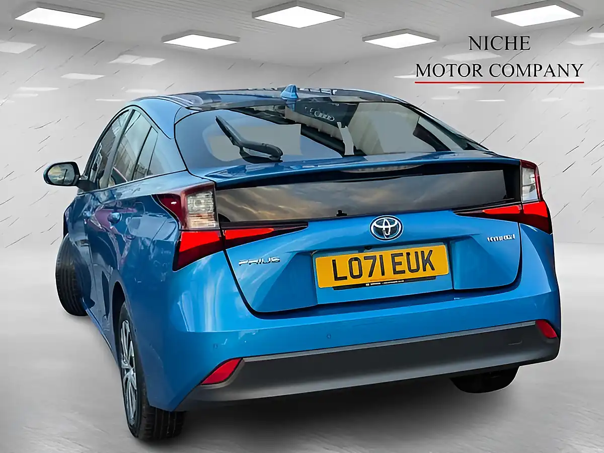 Used 2022 Toyota Prius Business Edition Plus Blue - Interior and Exterior details 6