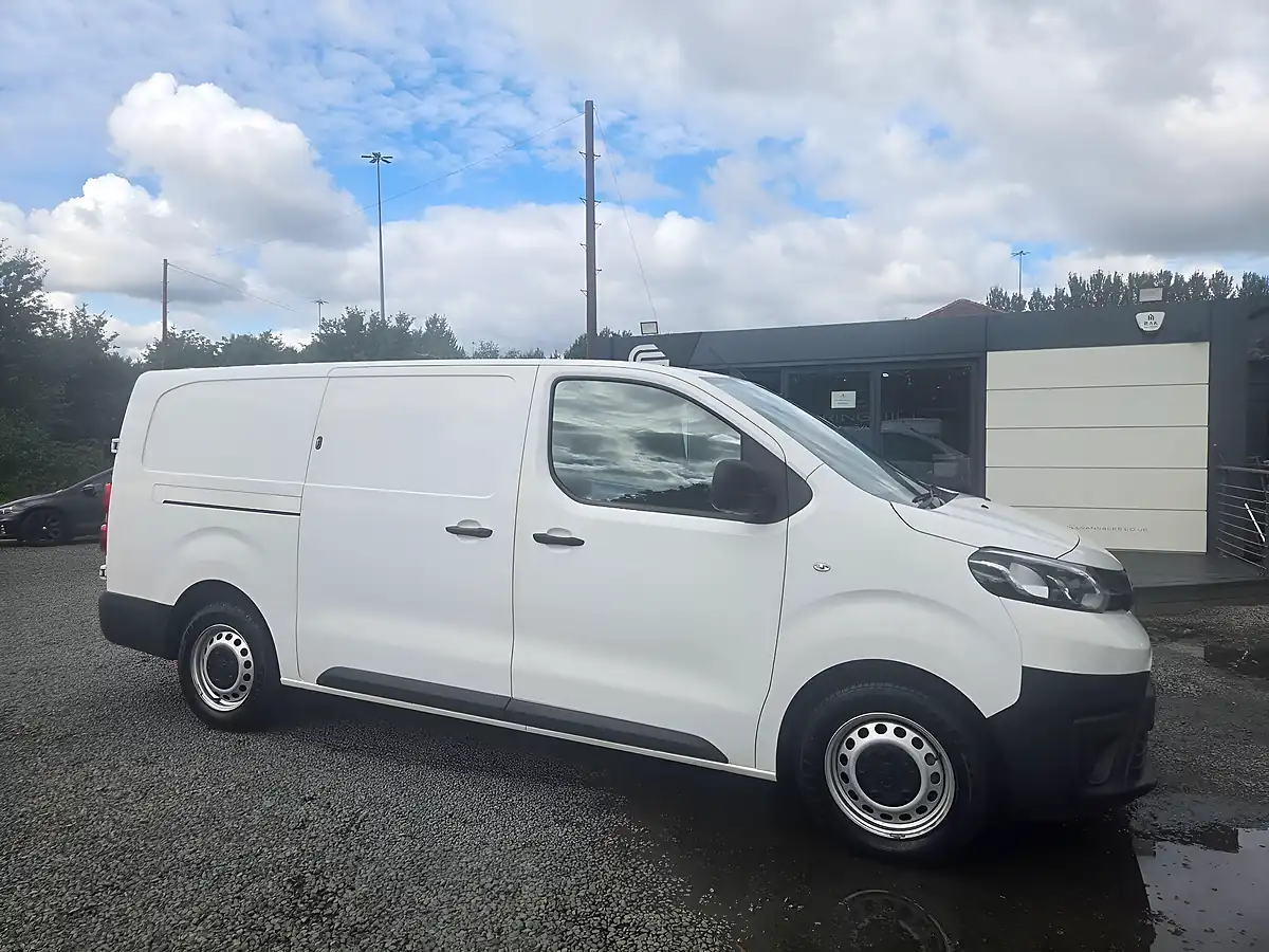 Used 2022 Toyota Proace Active Long Panel Van Lwb White - Interior and Exterior details 2