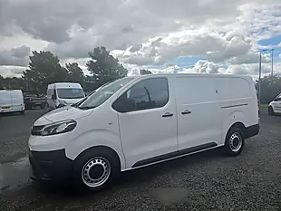 Used 2022 Toyota Proace Active Long Panel Van Lwb White - Interior and Exterior details 7