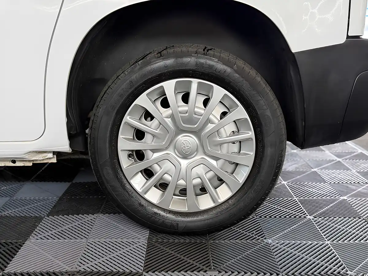 Used 2022 Toyota Proace City Active Short Panel Van - Interior and Exterior details 19