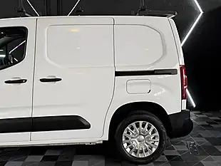 Used 2022 Toyota Proace City Active Short Panel Van - Interior and Exterior details 5