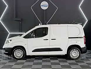 Used 2022 Toyota Proace City Active Short Panel Van - Interior and Exterior details 8