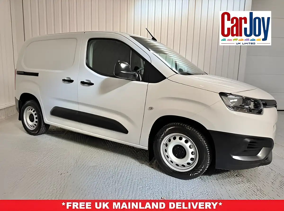 Used 2022 Toyota Proace City Active Short Panel Van Vivid White - Front View
