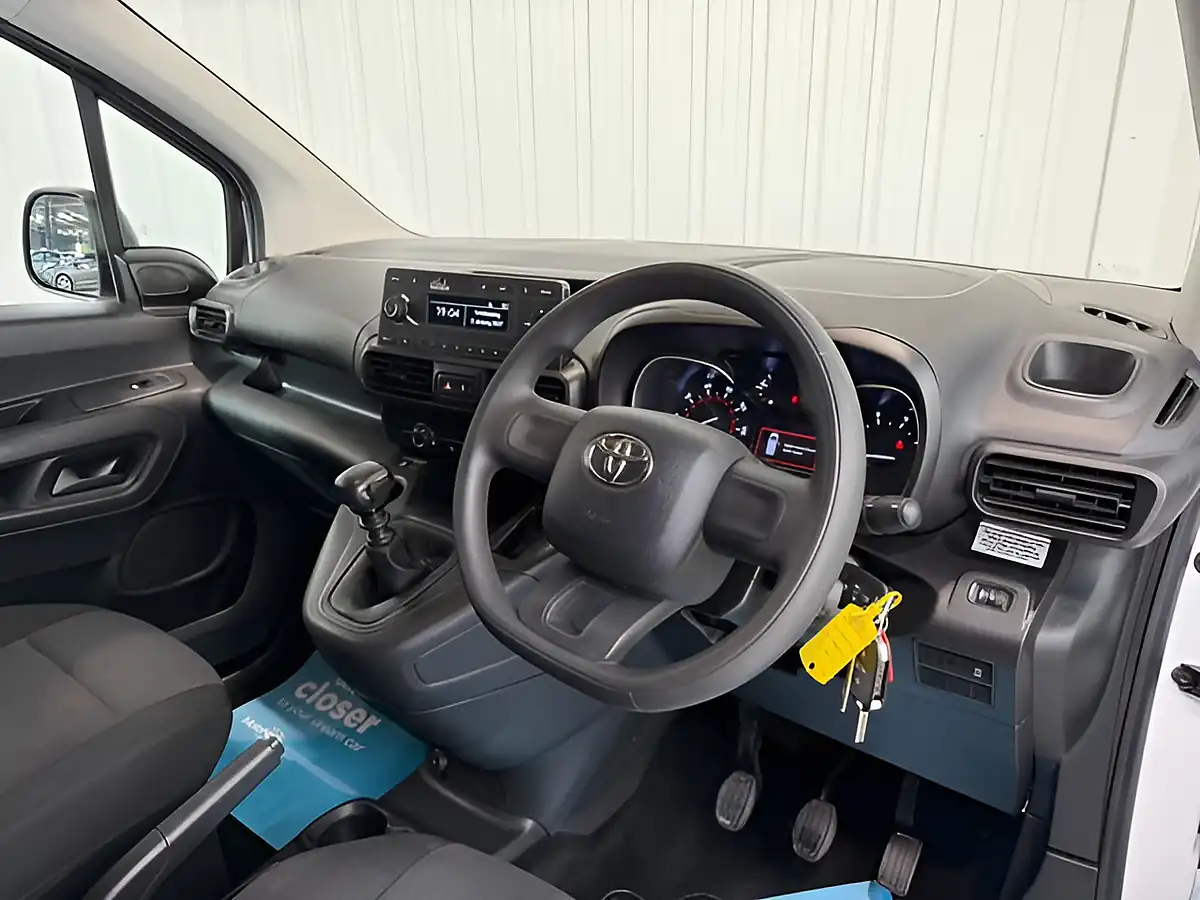 Used 2022 Toyota Proace City Active Short Panel Van Vivid White - Interior and Exterior details 10