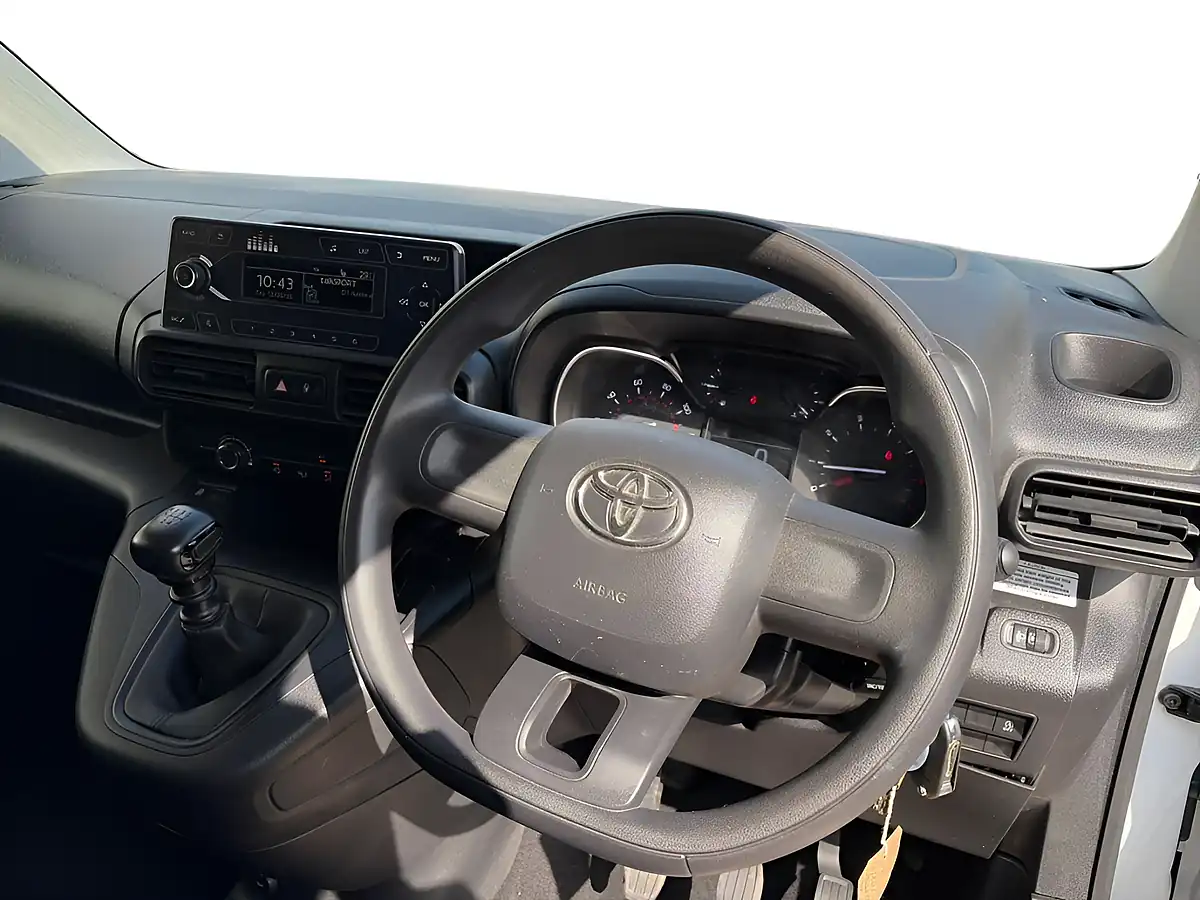 Used 2022 Toyota Proace City Active Short Panel Vivid White - Interior and Exterior details 13