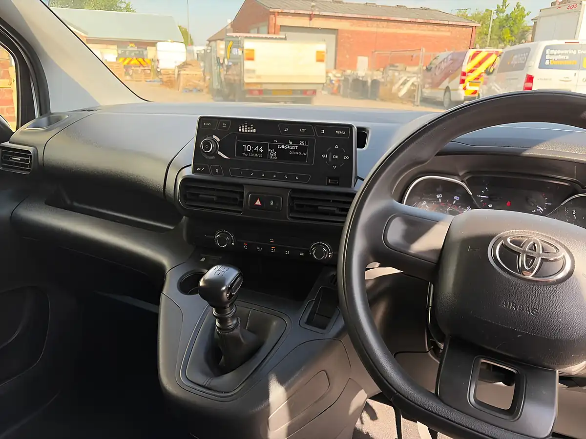 Used 2022 Toyota Proace City Active Short Panel Vivid White - Interior and Exterior details 16