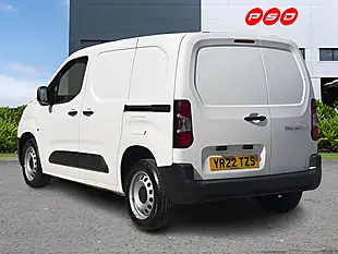 Used 2022 Toyota Proace City Active Short Panel Vivid White - Interior and Exterior details 5