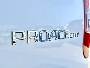 Used 2022 Toyota Proace City Active Vivid White - Interior and Exterior details 11