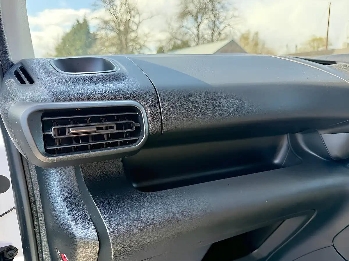 Used 2022 Toyota Proace City Active Vivid White - Interior and Exterior details 17