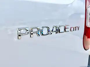Used 2022 Toyota Proace City Active Vivid White - Interior and Exterior details 10