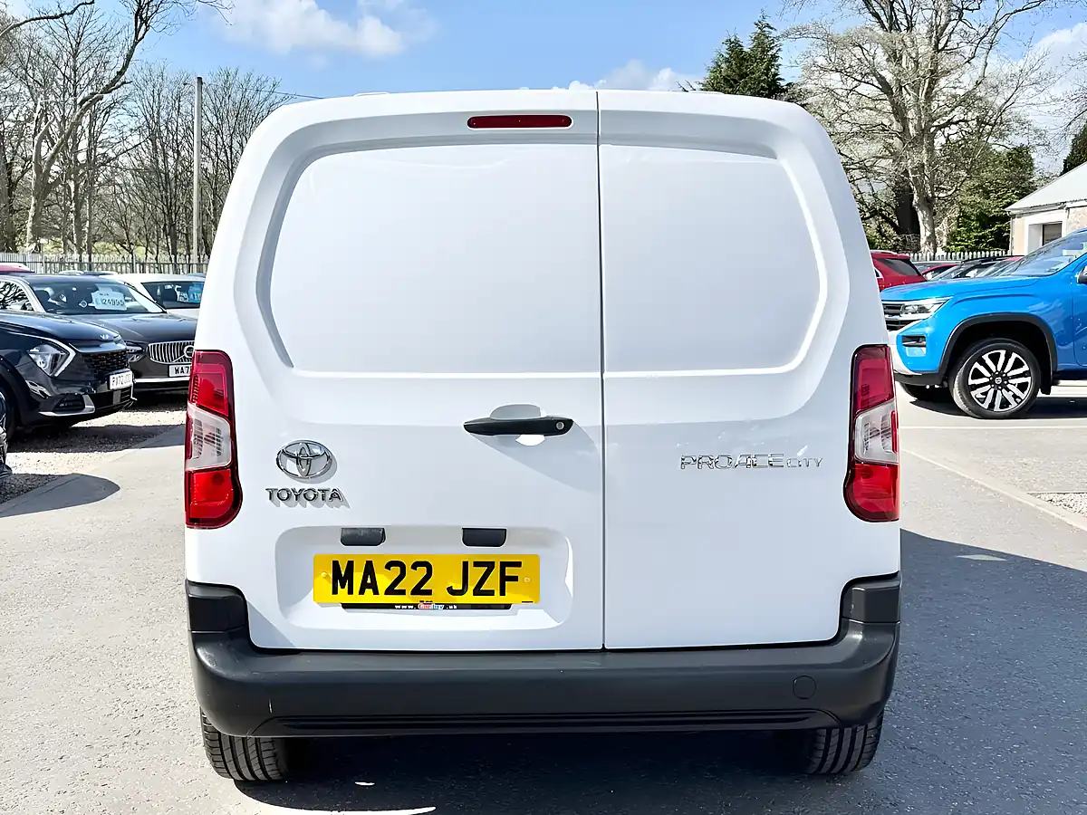 Used 2022 Toyota Proace City Active Vivid White - Interior and Exterior details 6