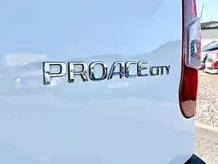 Used 2022 Toyota Proace City Active Vivid White - Interior and Exterior details 11