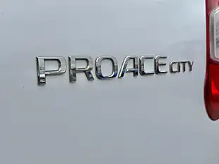 Used 2022 Toyota Proace City Active Vivid White - Interior and Exterior details 10