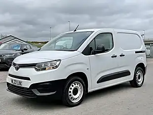 Used 2022 Toyota Proace City Active Vivid White - Interior and Exterior details 3