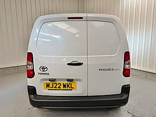 Used 2022 Toyota Proace City Active Vivid White - Interior and Exterior details 7