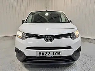 Used 2022 Toyota Proace City Active Vivid White - Interior and Exterior details 2