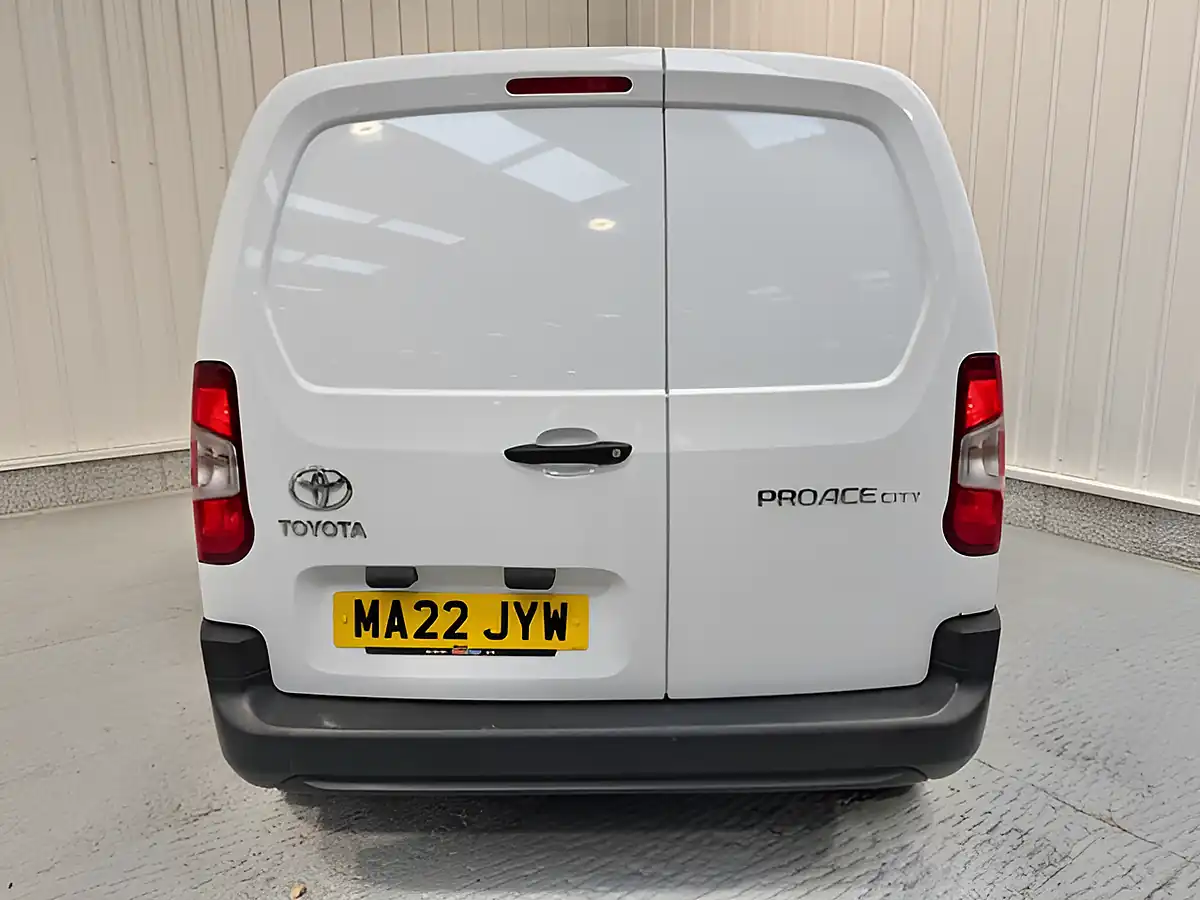 Used 2022 Toyota Proace City Active Vivid White - Interior and Exterior details 7