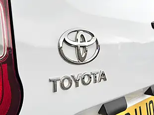 Used 2022 Toyota Proace City Active Vivid White - Interior and Exterior details 10