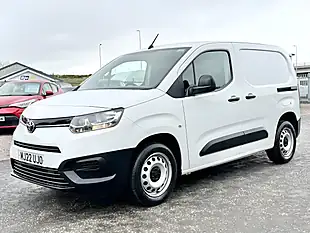 Used 2022 Toyota Proace City Active Vivid White - Interior and Exterior details 3