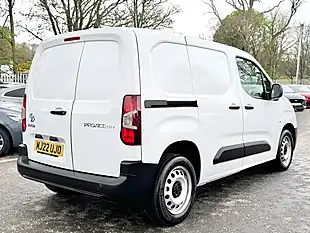 Used 2022 Toyota Proace City Active Vivid White - Interior and Exterior details 4