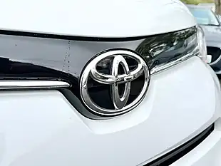 Used 2022 Toyota Proace City Active Vivid White - Interior and Exterior details 9