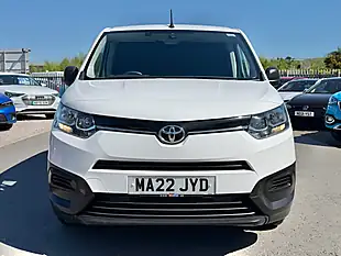 Used 2022 Toyota Proace City Active Vivid White - Interior and Exterior details 2