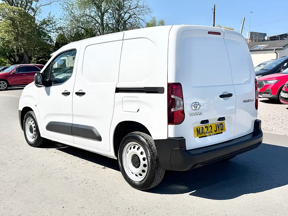 Used 2022 Toyota Proace City Active Vivid White - Interior and Exterior details 7