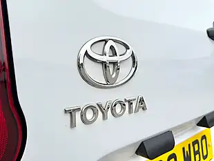 Used 2022 Toyota Proace City Active Vivid White - Interior and Exterior details 9