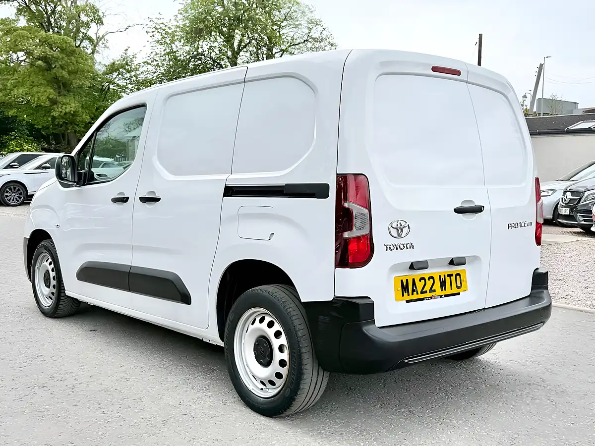 Used 2022 Toyota Proace City Active Vivid White - Interior and Exterior details 7