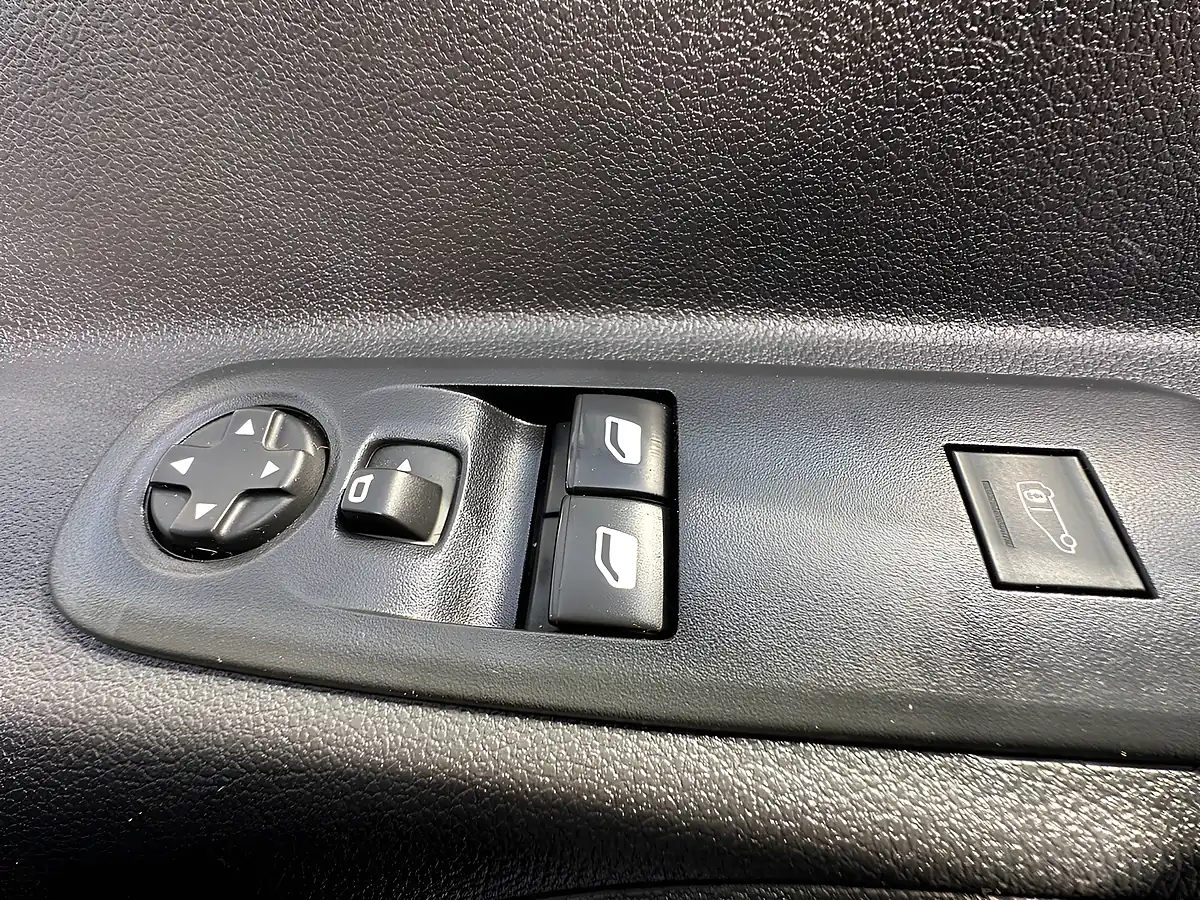Used 2022 Toyota Proace City Active White - Interior and Exterior details 16