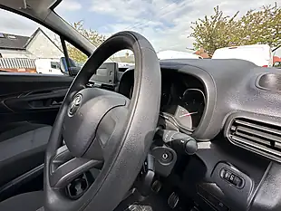 Used 2022 Toyota Proace City Active White - Interior and Exterior details 14