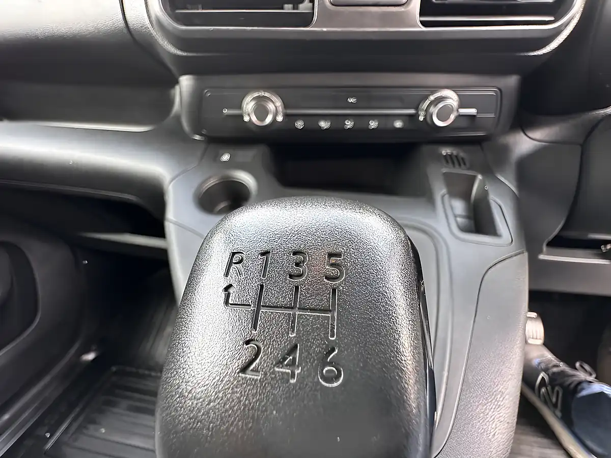 Used 2022 Toyota Proace City Active White - Interior and Exterior details 18