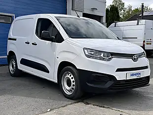 Used 2022 Toyota Proace City Active White - Interior and Exterior details 2