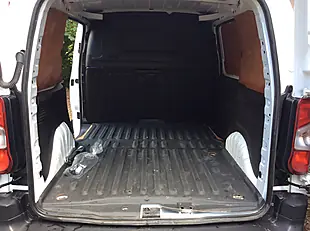 Used 2022 Toyota Proace City Active White - Interior and Exterior details 14