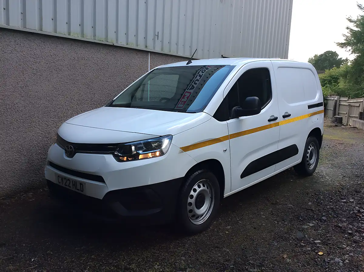 Used 2022 Toyota Proace City Active White - Interior and Exterior details 5