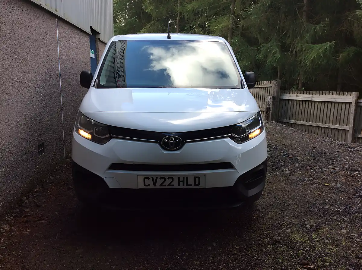 Used 2022 Toyota Proace City Active White - Interior and Exterior details 8