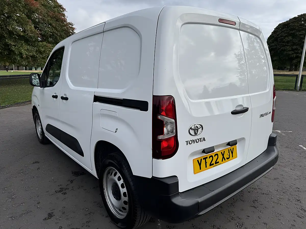 Used 2022 Toyota Proace City Active White - Interior and Exterior details 10