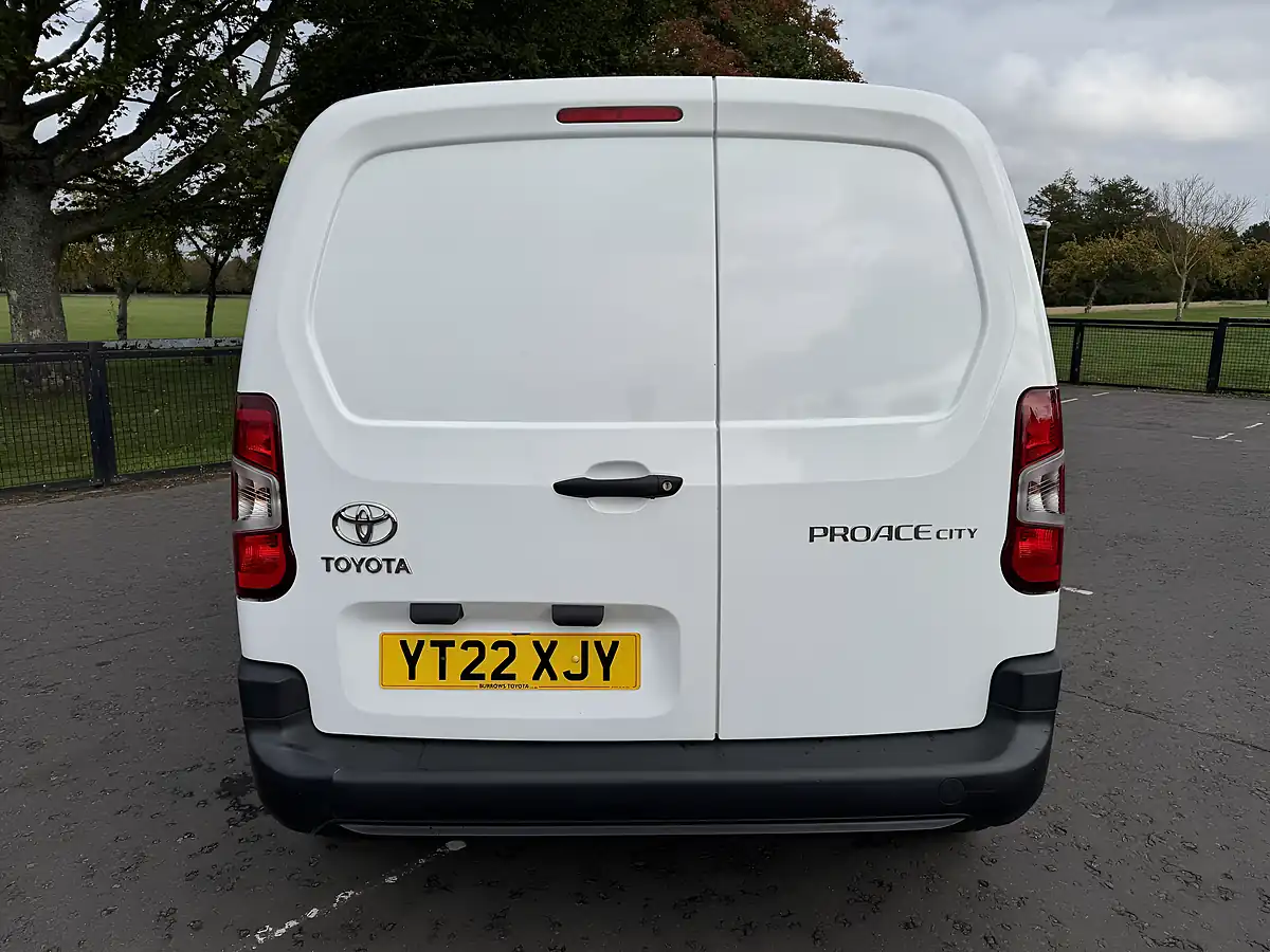 Used 2022 Toyota Proace City Active White - Interior and Exterior details 11