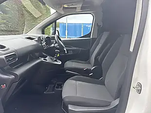 Used 2022 Toyota Proace City Active White - Interior and Exterior details 3