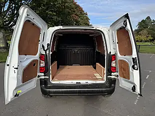 Used 2022 Toyota Proace City Active White - Interior and Exterior details 10